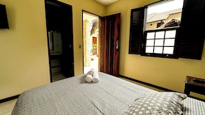 Comfort Double Room, Pool View | Free WiFi - Pousada Villa Aman (Paraty)