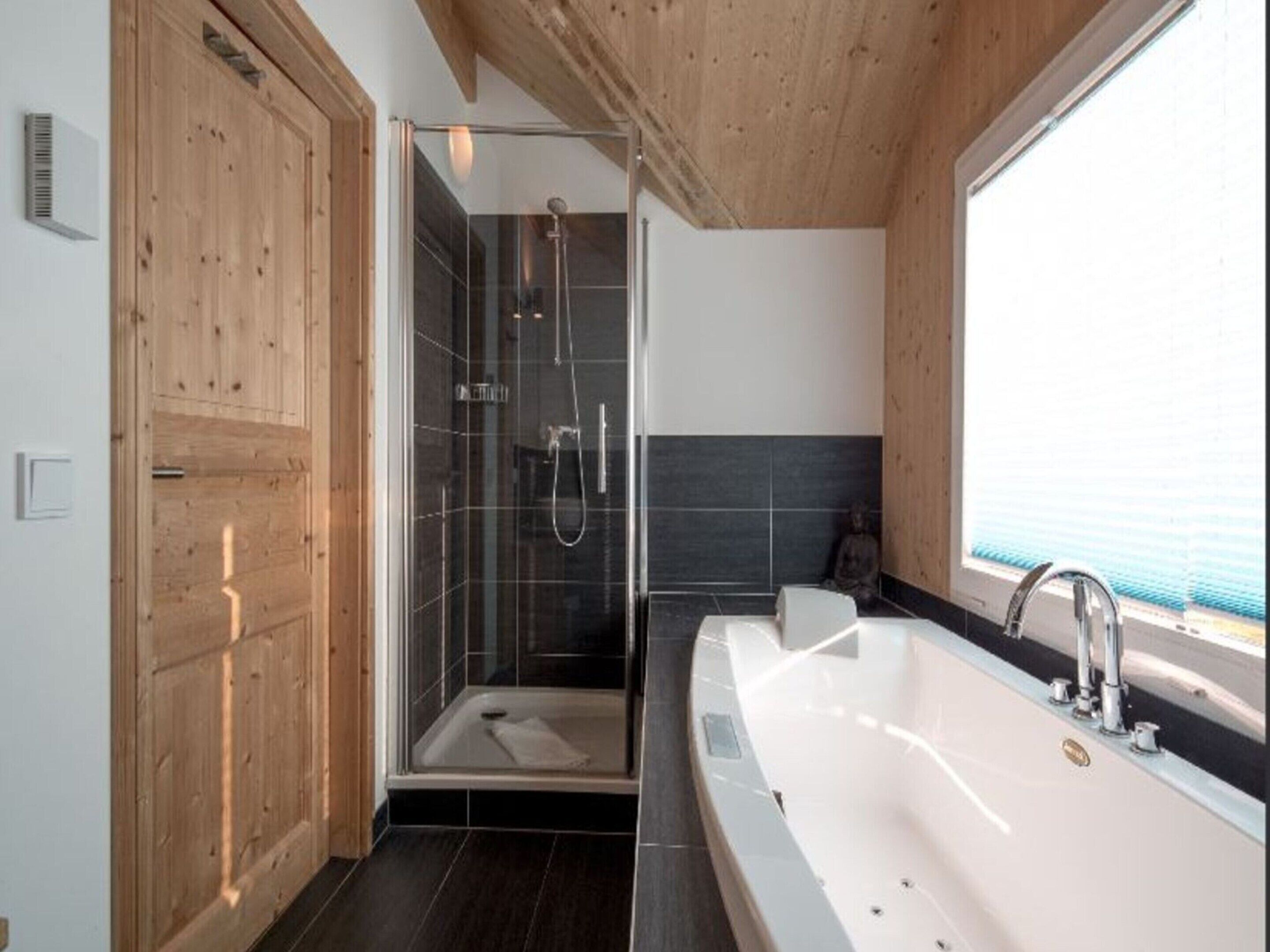 Maison | Salle de bain | Baignoire