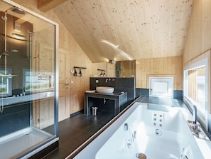 Chalet | Bathroom