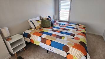 3 chambres, bureau, fer et planche à repasser, Wi-Fi gratuit