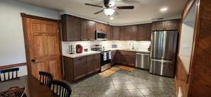 Fridge, microwave, oven, stovetop - The Yellow House at Maple Kroft Farm, Altoona- State College, Tyrone
 (Altoona)
