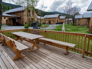 Chalet | Exterior