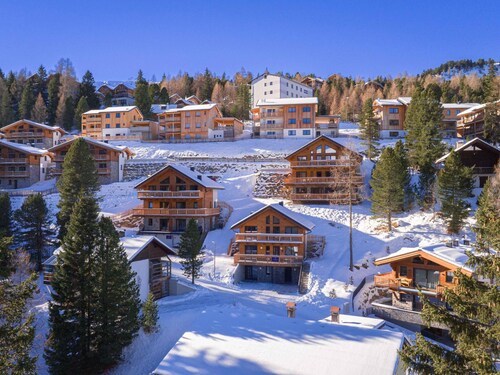 Inviting Chalet on the Ski-slope