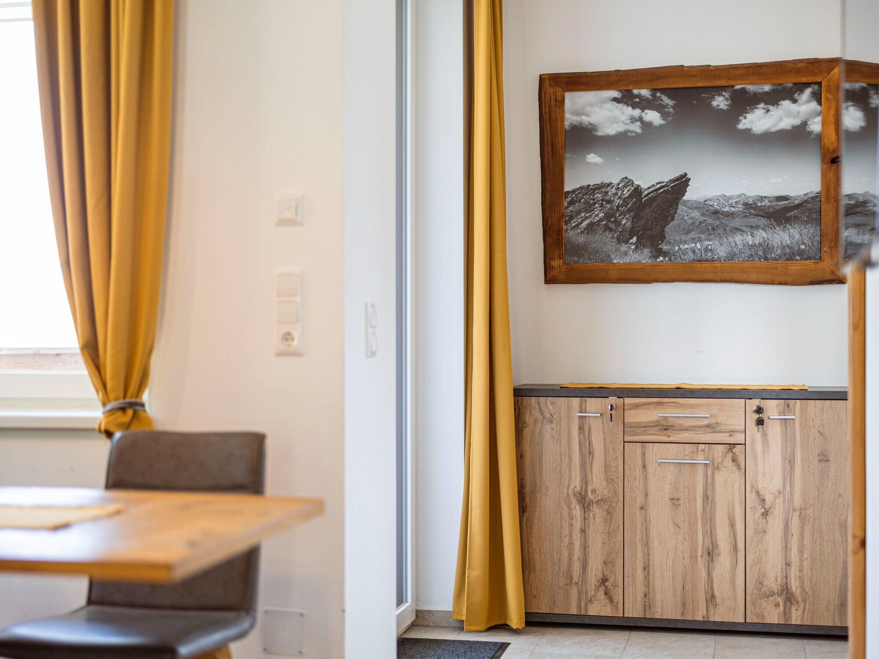 Apartment | Dining