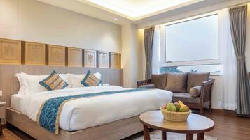 In-room safe, desk, laptop workspace, soundproofing