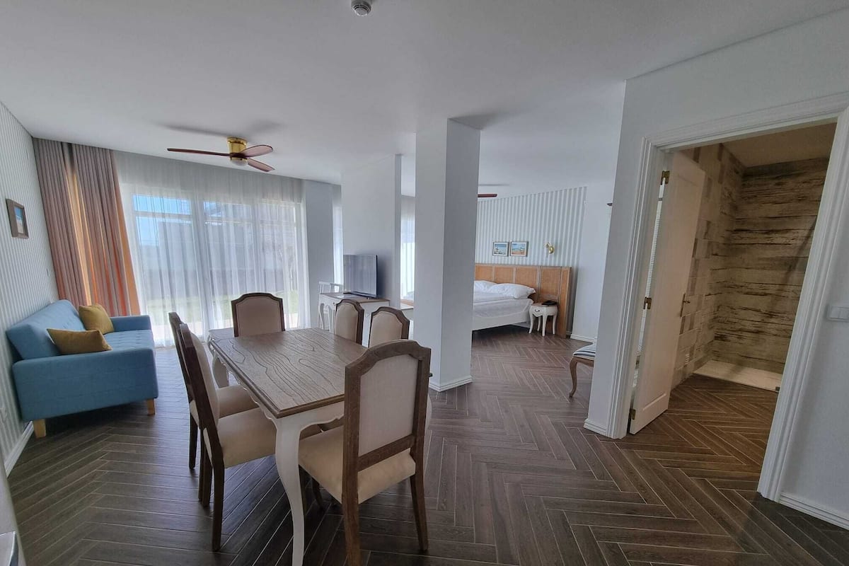 1 habitación, wifi gratis y ropa de cama