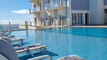 Seasonal outdoor pool