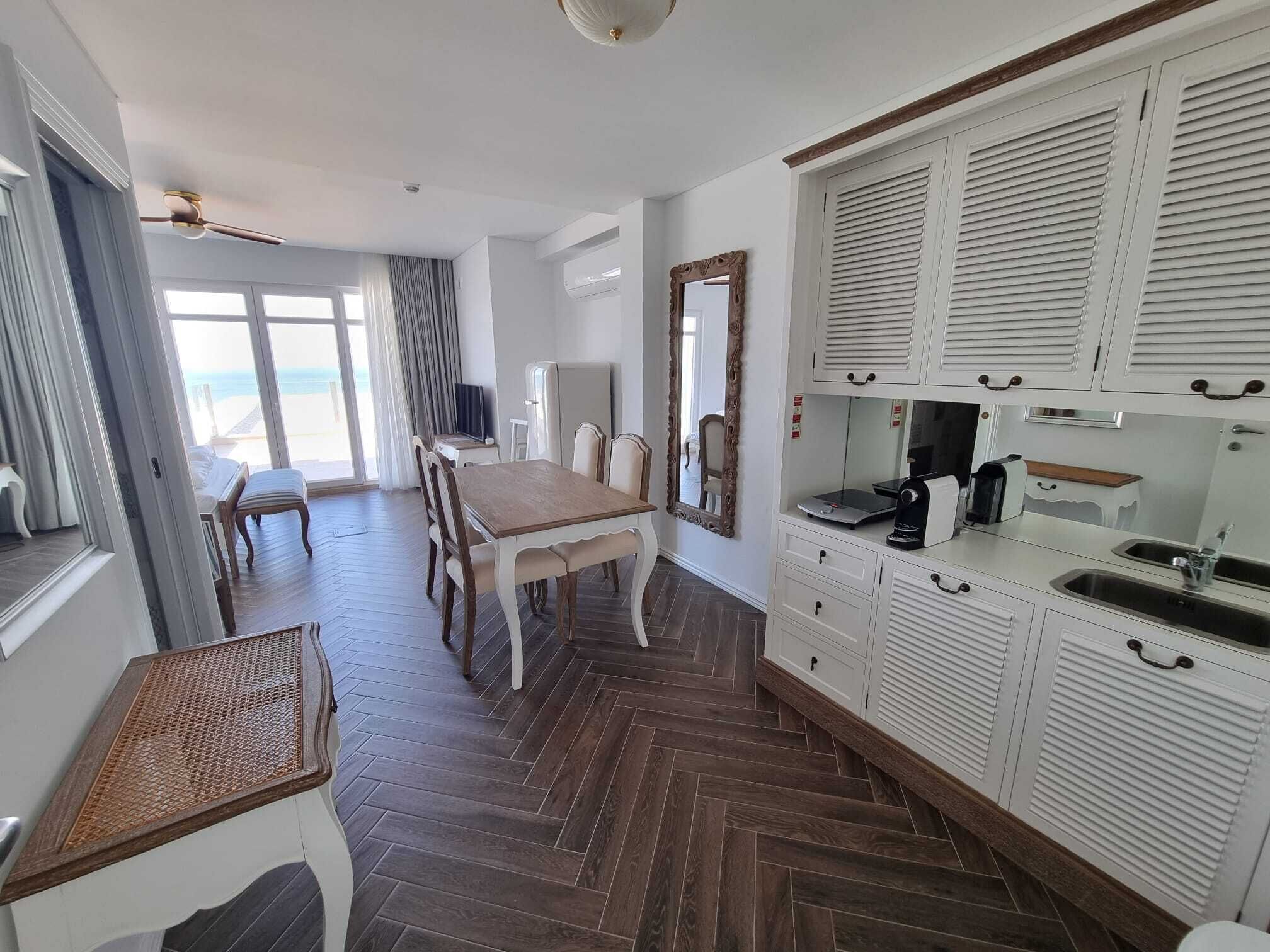 华丽公寓 | 私人简易厨房 | 冰箱、微波炉、炉灶、茶具/咖啡用具