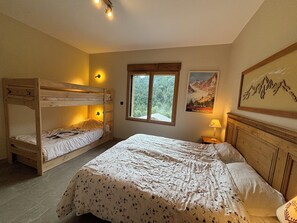 4 camere, ferro/asse da stiro, Wi-Fi, lenzuola