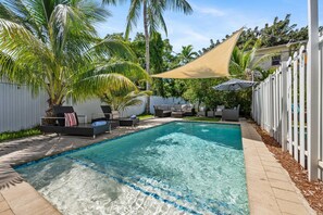 A heated pool - Miami Luxe 4BR Pool Retreat (Miami)