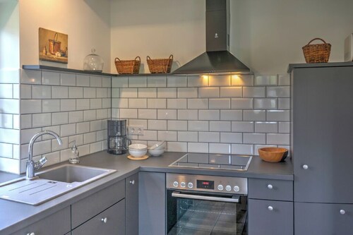 FONTANEHOF - Ferienwohnung 1: kleine Wohnung im historischen Blockbohlenhaus 