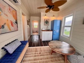 Bungalow, 1 Bedroom | Living area