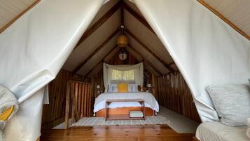 Nhà Duplex có tầm nhìn toàn cảnh, 1 phòng ngủ, ban công, quang cảnh núi | Bàn ủi/dụng cụ ủi quần áo, truy cập Internet không dây miễn phí