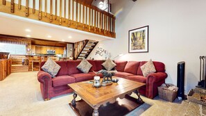 Living area - Snowcreek I #47 4 Bedroom Condo (Mammoth Lakes)