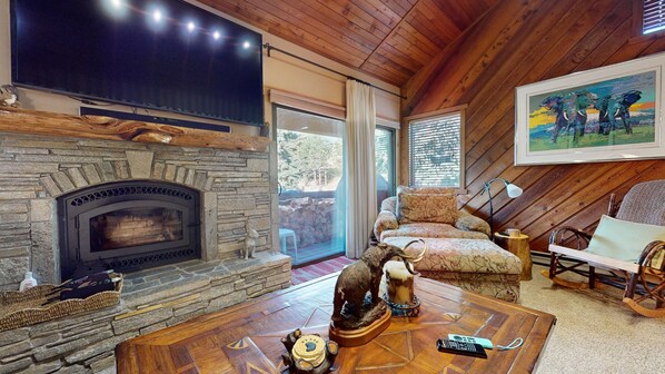 Living area - Snowcreek I #47 4 Bedroom Condo (Mammoth Lakes)