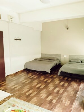 Family Studio | Free WiFi - Brilliant Empire Hotel (Malacca City)