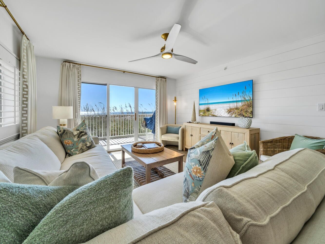 Smart TV, books, video library