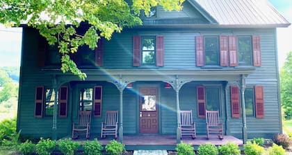 Spacious 5-bedroom farmhouse in charming Cooperstown with WiFi, AC