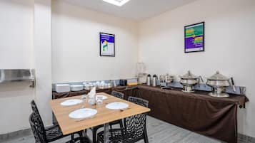 تناول الطعام