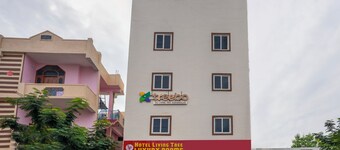 Treebo The Living Tree Karimnagar