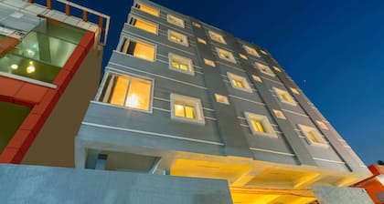 Treebo The Living Tree Khairatabad