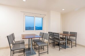 Dining - Treebo The Living Tree Khairatabad (Hyderabad)