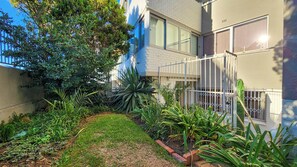 Property grounds - Cape Town Central Studio - Digital Nomad Friendly (Cape Town)