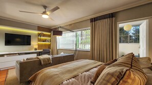 1 bedroom, WiFi, bed sheets - Cape Town Central Studio - Digital Nomad Friendly (Cape Town)