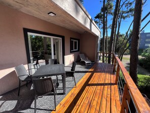 Outdoor dining - Geco Delmar (Mar de las Pampas)