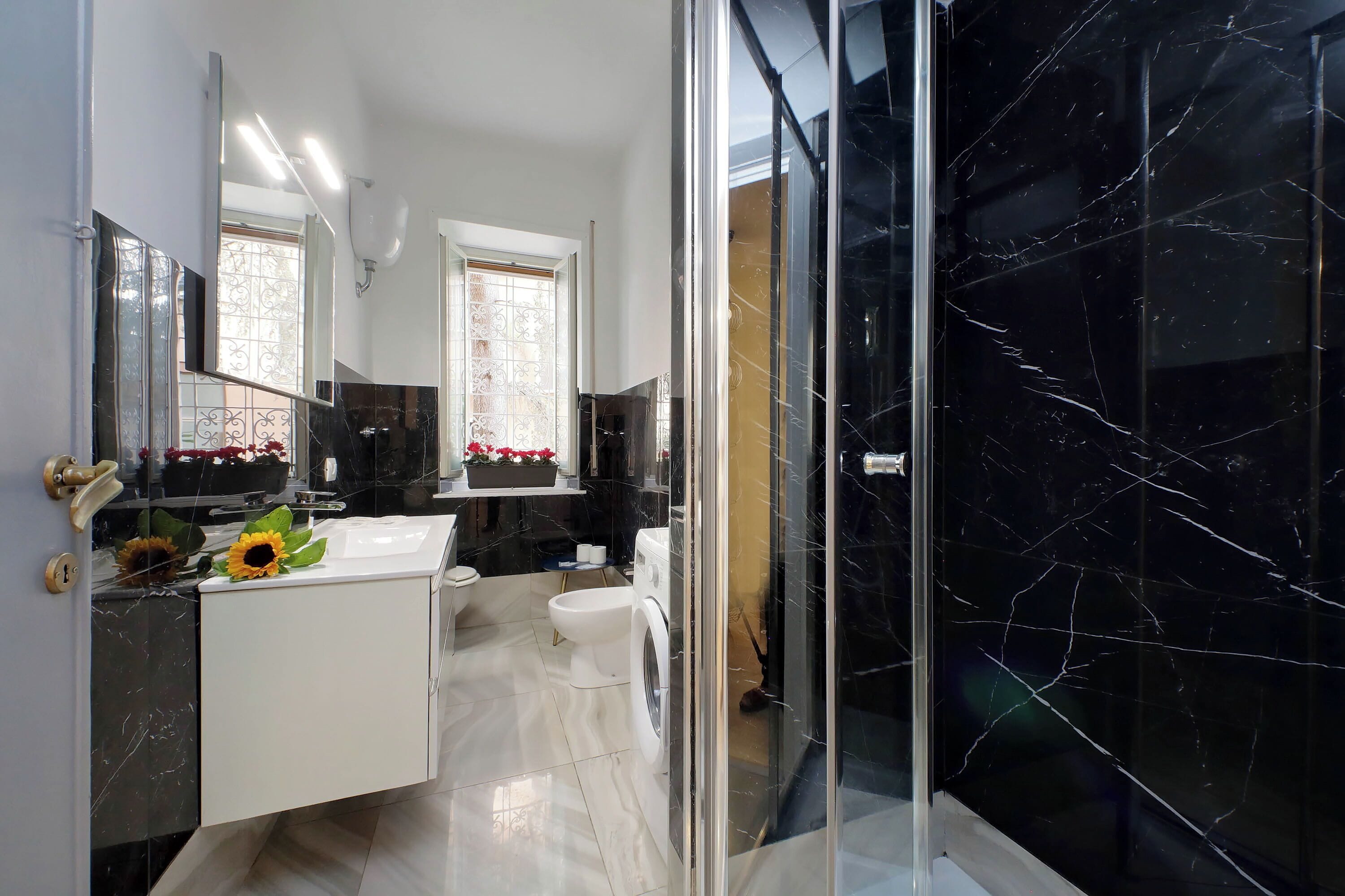 Appartement Confort, vue jardin | Salle de bain