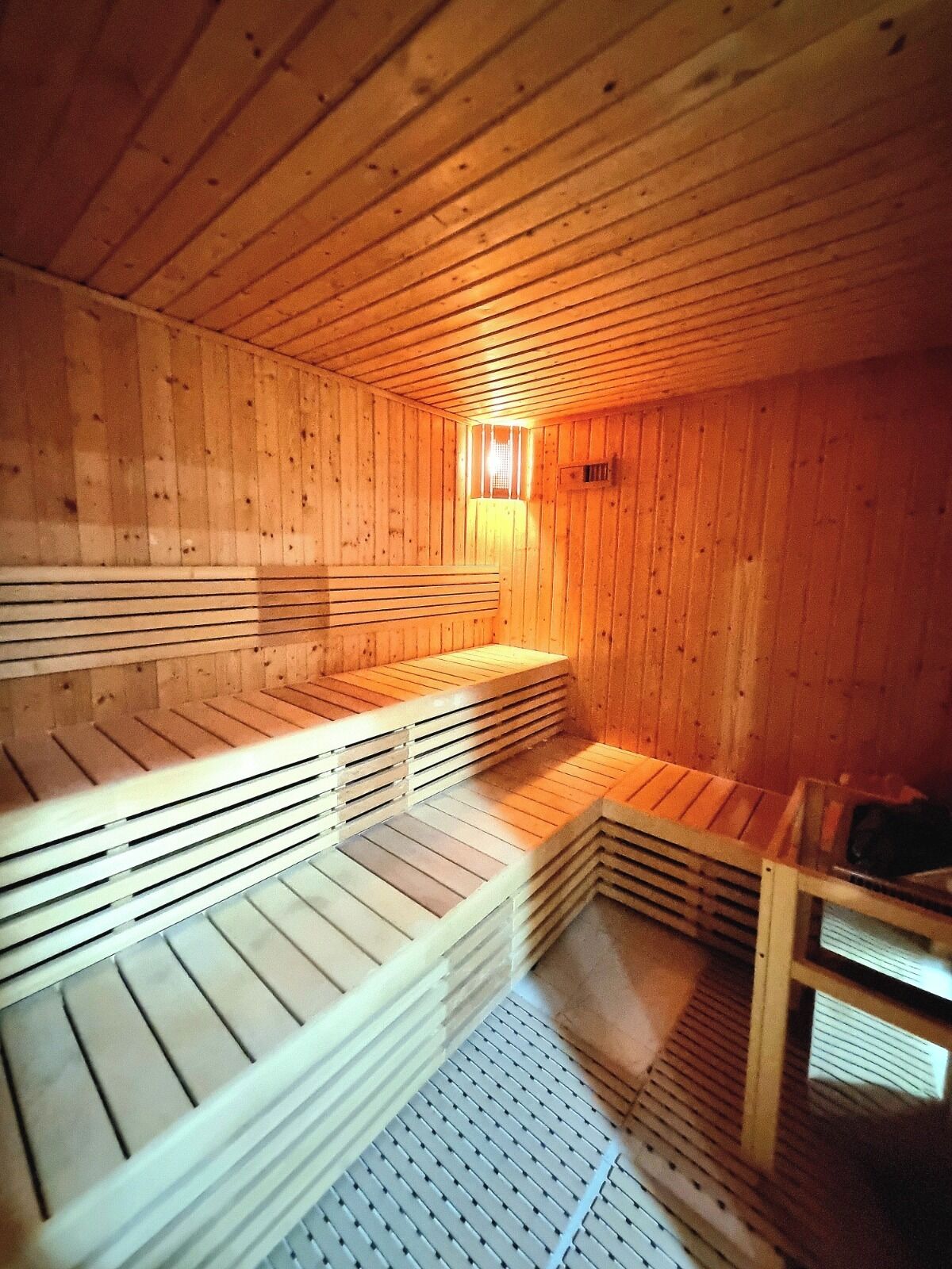 Seven Seas Hotel, Dubai