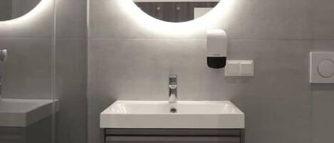Shower, soap
