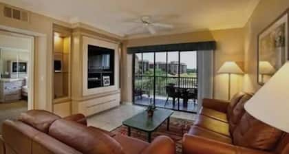 Westgate Lakes Resort • 2BR Sleeps 8 • Full Resort Access • Near Disney