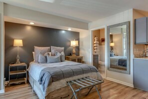 1 chambre, bureau, fer et planche à repasser, Wi-Fi