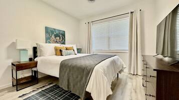 3 dormitorios, escritorio, tabla de planchar con plancha y wifi gratis