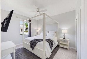 9 bedrooms, desk, iron/ironing board, travel crib