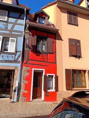 Exterior - At the Zen Corner of Bergheim (Bergheim)