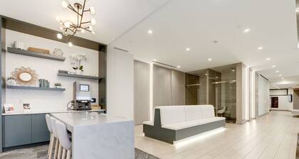 Elegant 2BR Apartment Minutes From DC