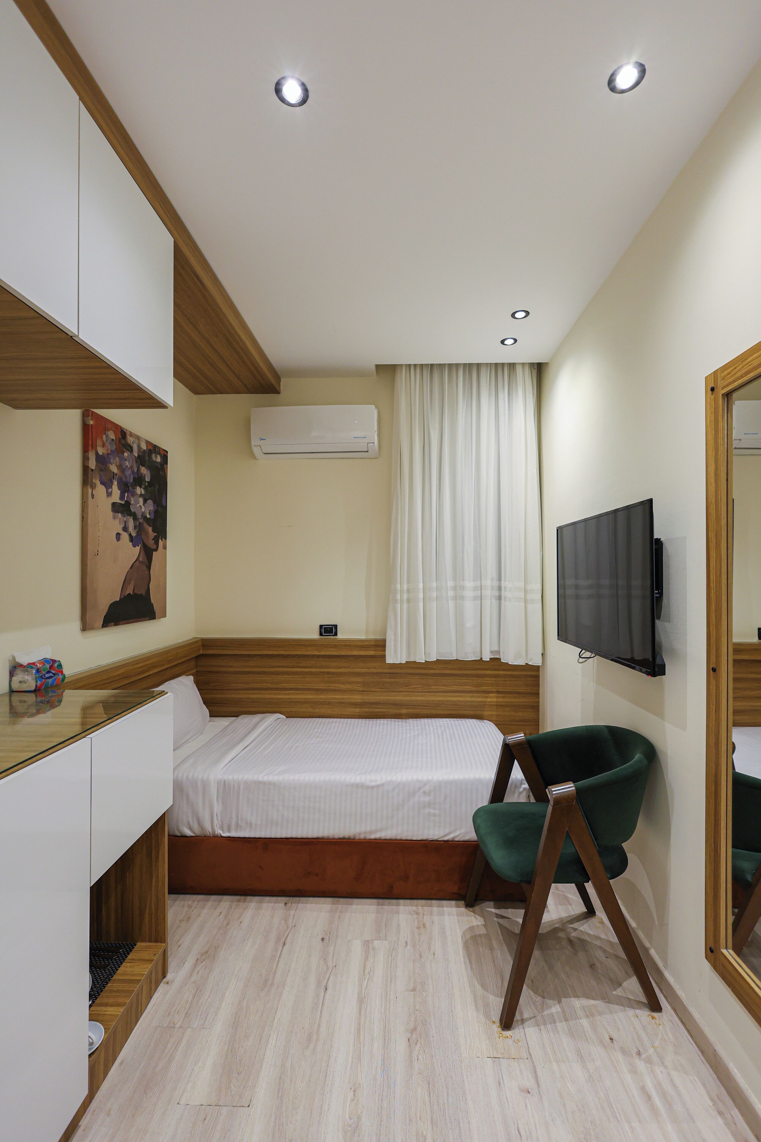 Standard Single Room | Desk, iron/ironing board, free WiFi