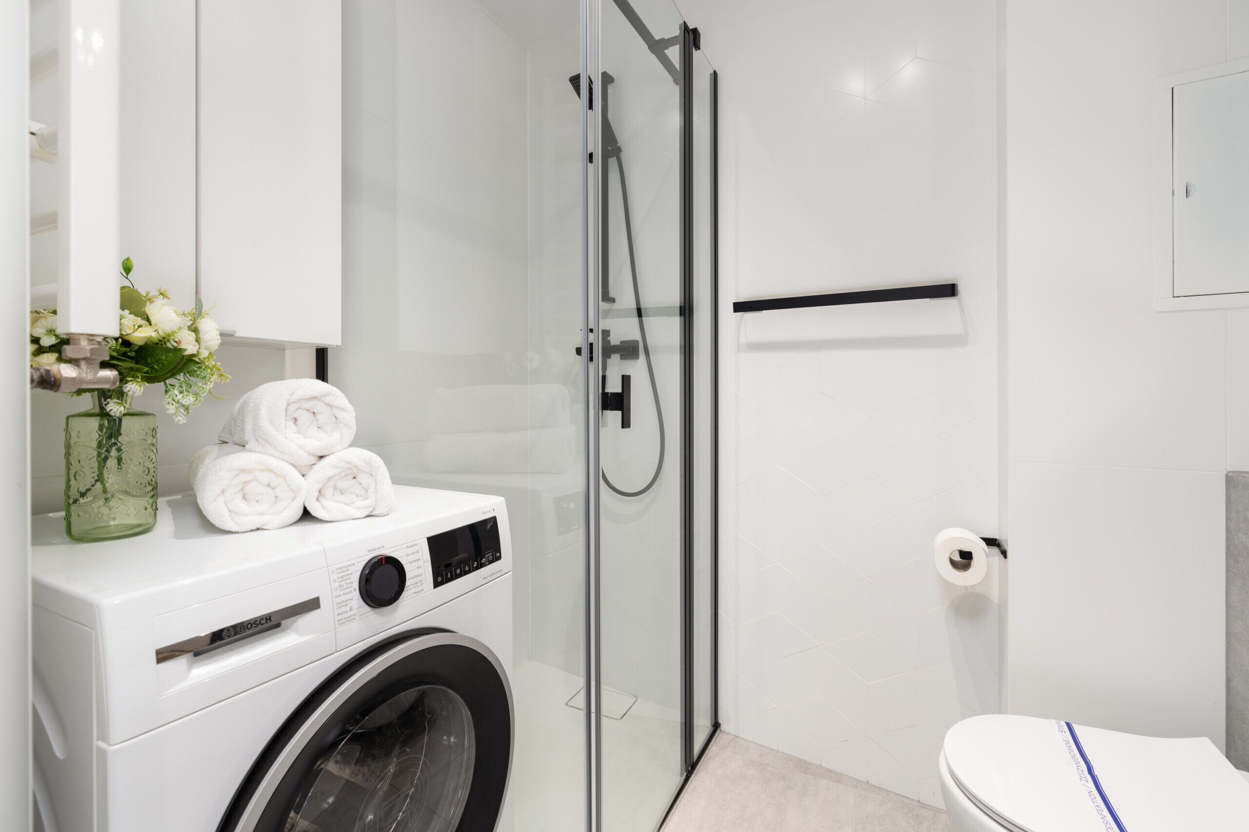 Shower, towels