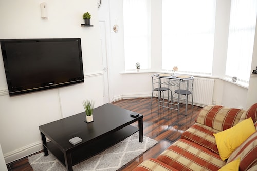 Cosy Orrell Park Retreat Near Anfield and Aintree