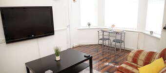 Cosy Orrell Park Retreat Near Anfield and Aintree