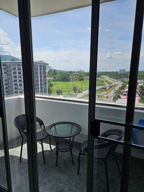 Interior - 902/1: 91 sm, luxurious, fully renovated, 2 bed apartment. with free fast WiFi. (Chang Wat Chiang Mai)