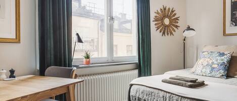 1 bedroom, iron/ironing board, WiFi, bed sheets