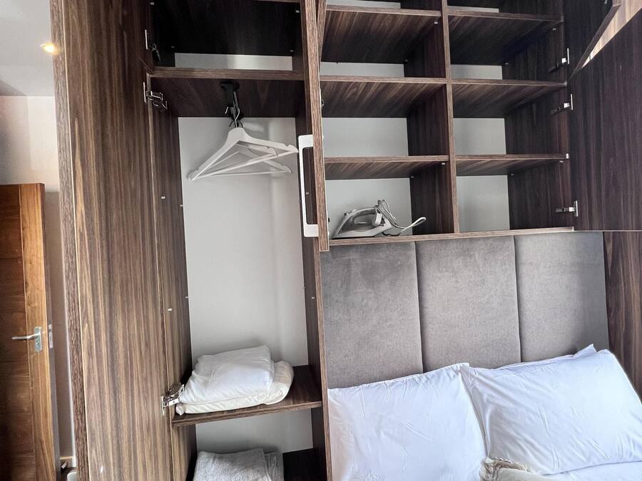 Studio | Free WiFi, bed sheets