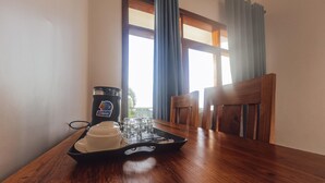 กาแฟและ/หรือเครื่องทำกาแฟ