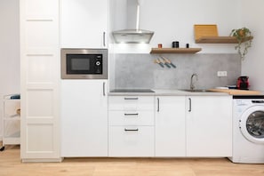 Fridge, microwave, coffee/tea maker, toaster