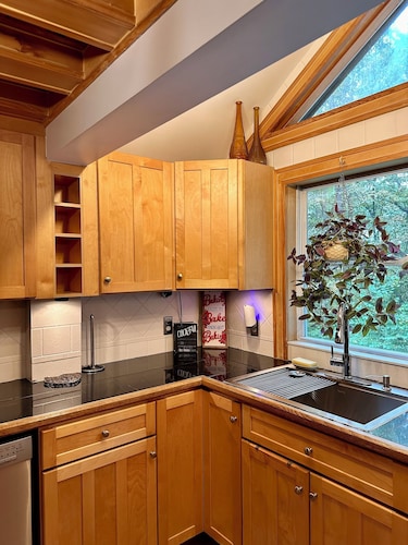 "Country outside the city " 
3 bedrooms 2 full bathrooms 