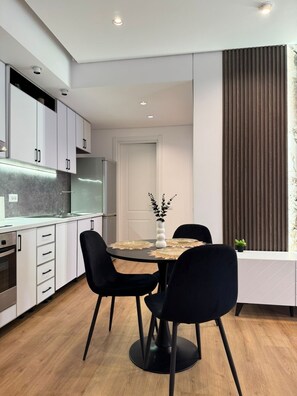 Lägenhet - 1 sovrum - balkong | Eget kök | Mikrovågsugn, vattenkokare, brödrost och grytor/köksredskap