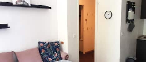 1 habitación y ropa de cama